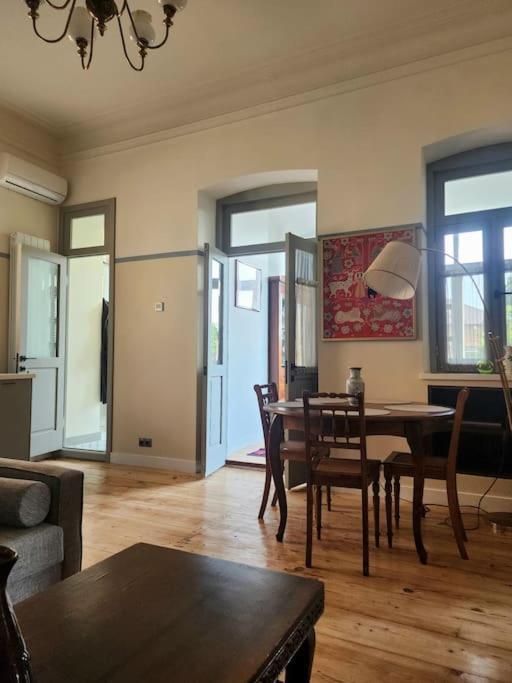 Asatiani Windows Daire